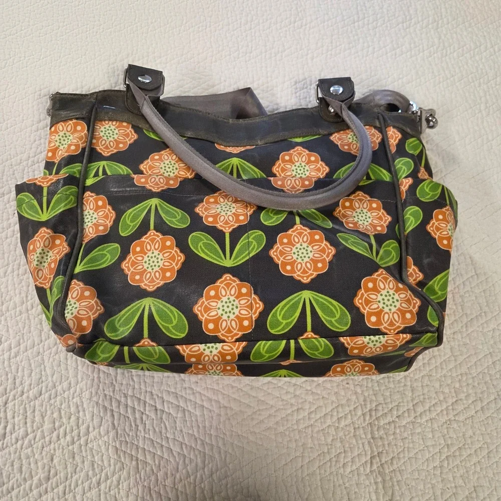 Petunia‎ Pickle Bottom Glazed Floral Sashay Satchel Diaper Bag Gray Orange Green